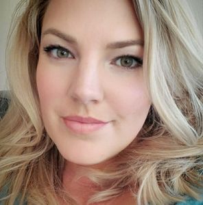 Meet your Posher, Jillian